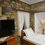 Beautiful Next To Old And The Parking * Gjirokastër