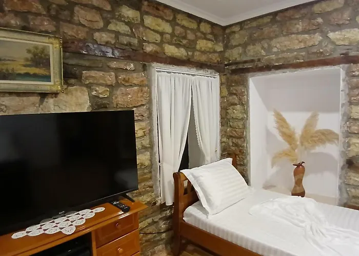Beautiful Apartment Next To Old City And The Parking * Gjirokastër